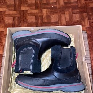 Uggs men nigell size 9.5